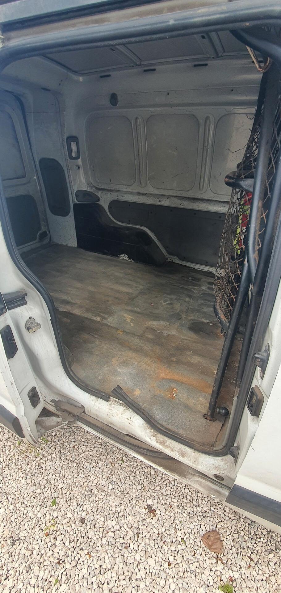 Renault Kangoo 1.5 dCi/70CV AUTOCARRO USO PROMISQUO