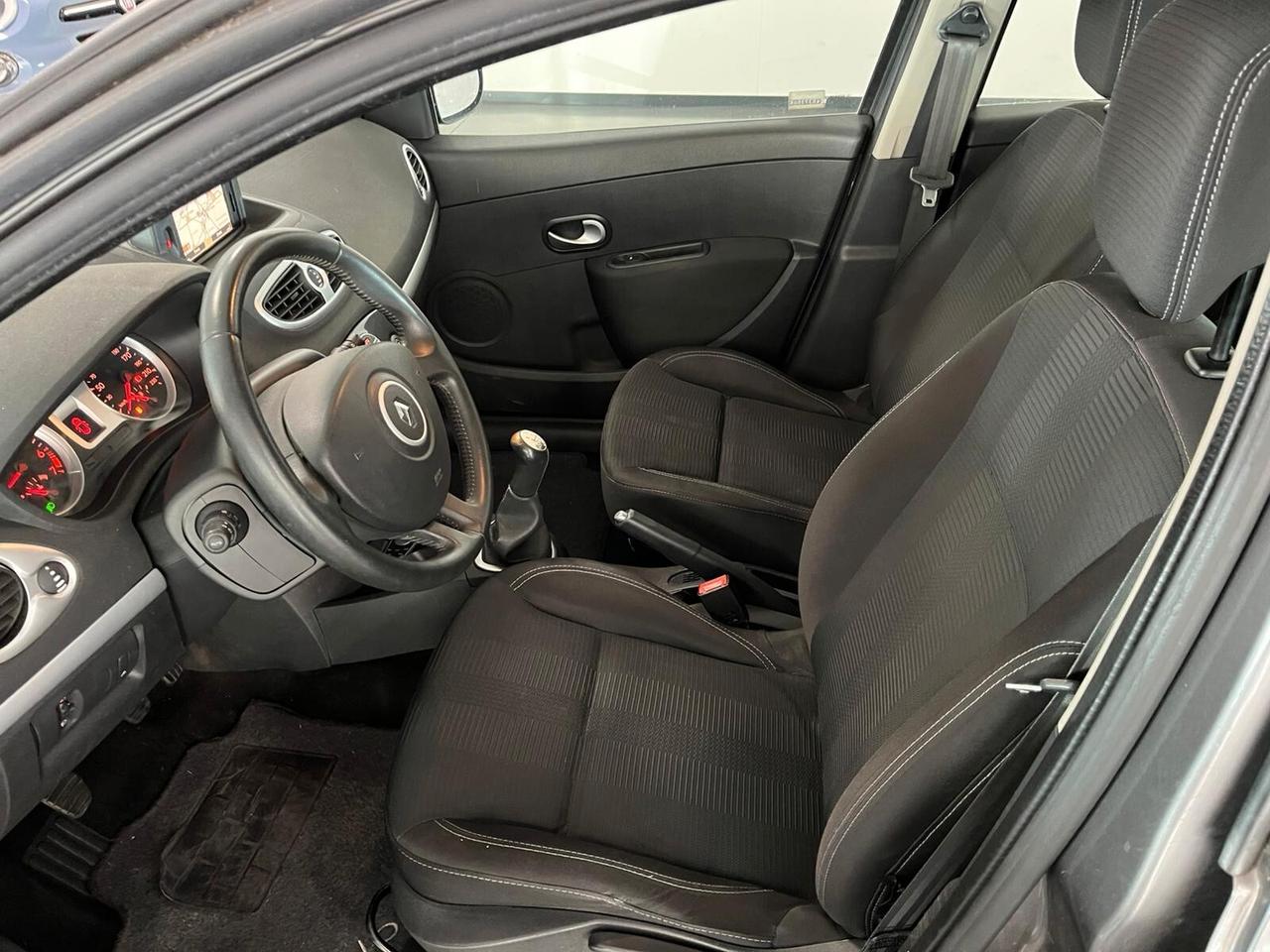 Renault Clio 1.2 16V SporTour Dynamique