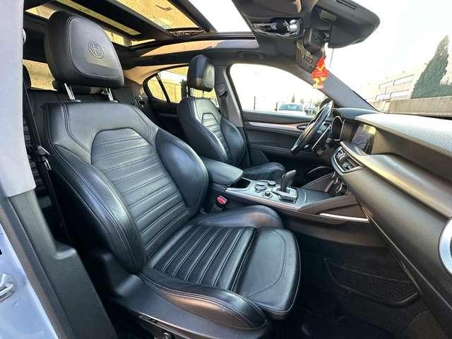 Alfa Romeo Stelvio 2.2 AT8 Q4 Veloce 210cv