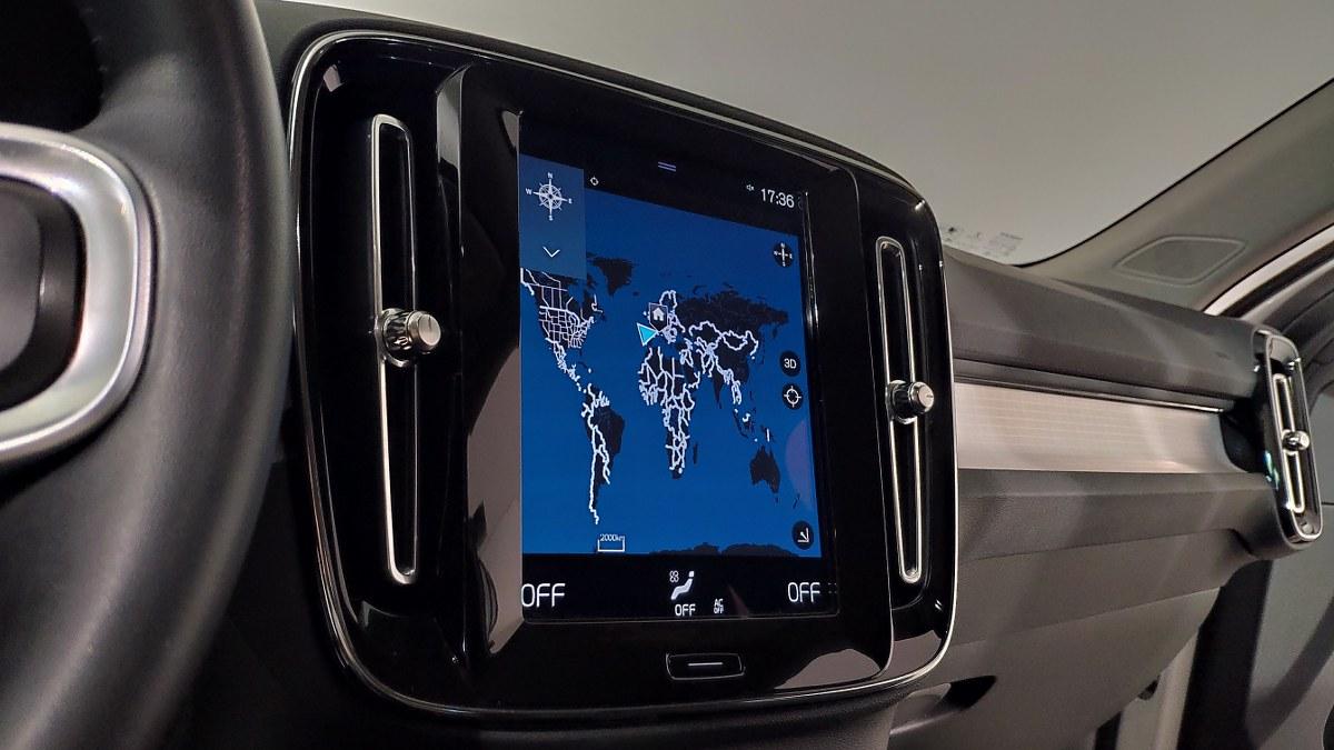 VOLVO Xc40 T3 Geartronic Momentum Pro