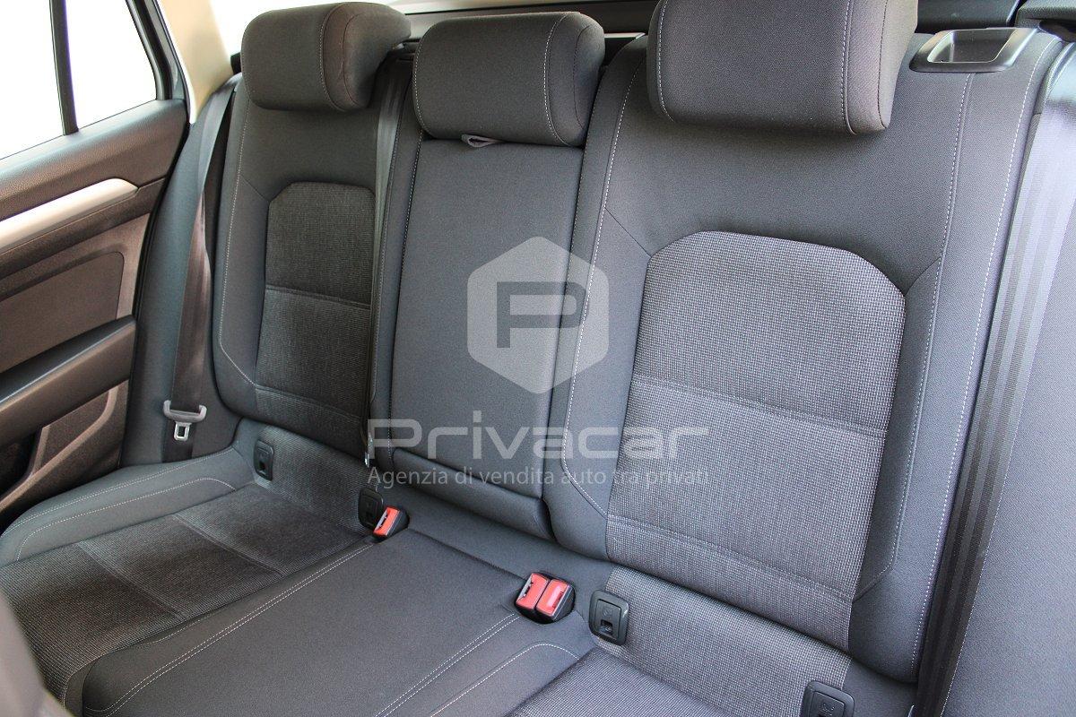VOLKSWAGEN Passat Variant 2.0 TDI DSG Business BlueMotion Tech