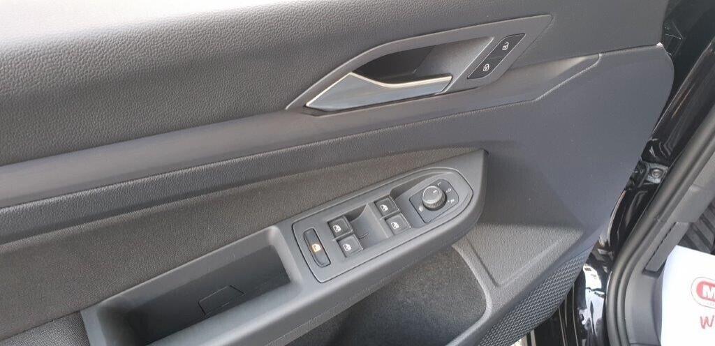 Volkswagen Golf 2.0 TDI 150 CV DSG SCR Style AZIENDALE 11.000 KM