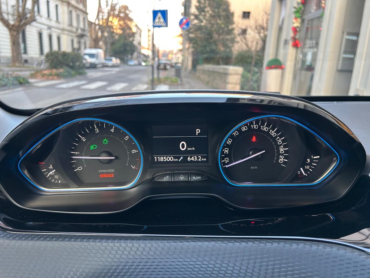 Peugeot 2008 PureTech Turbo 110 EAT6 S&S Allure