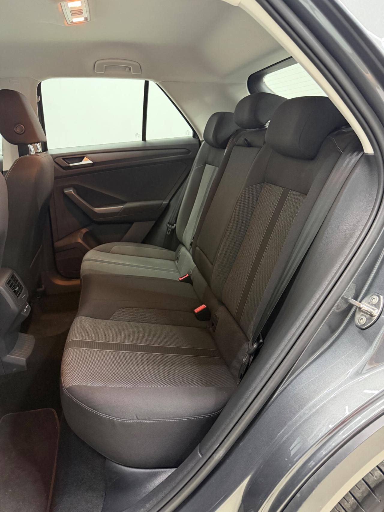 Volkswagen T-Roc 2.0 TDI SCR 150 CV DSG 27800 km