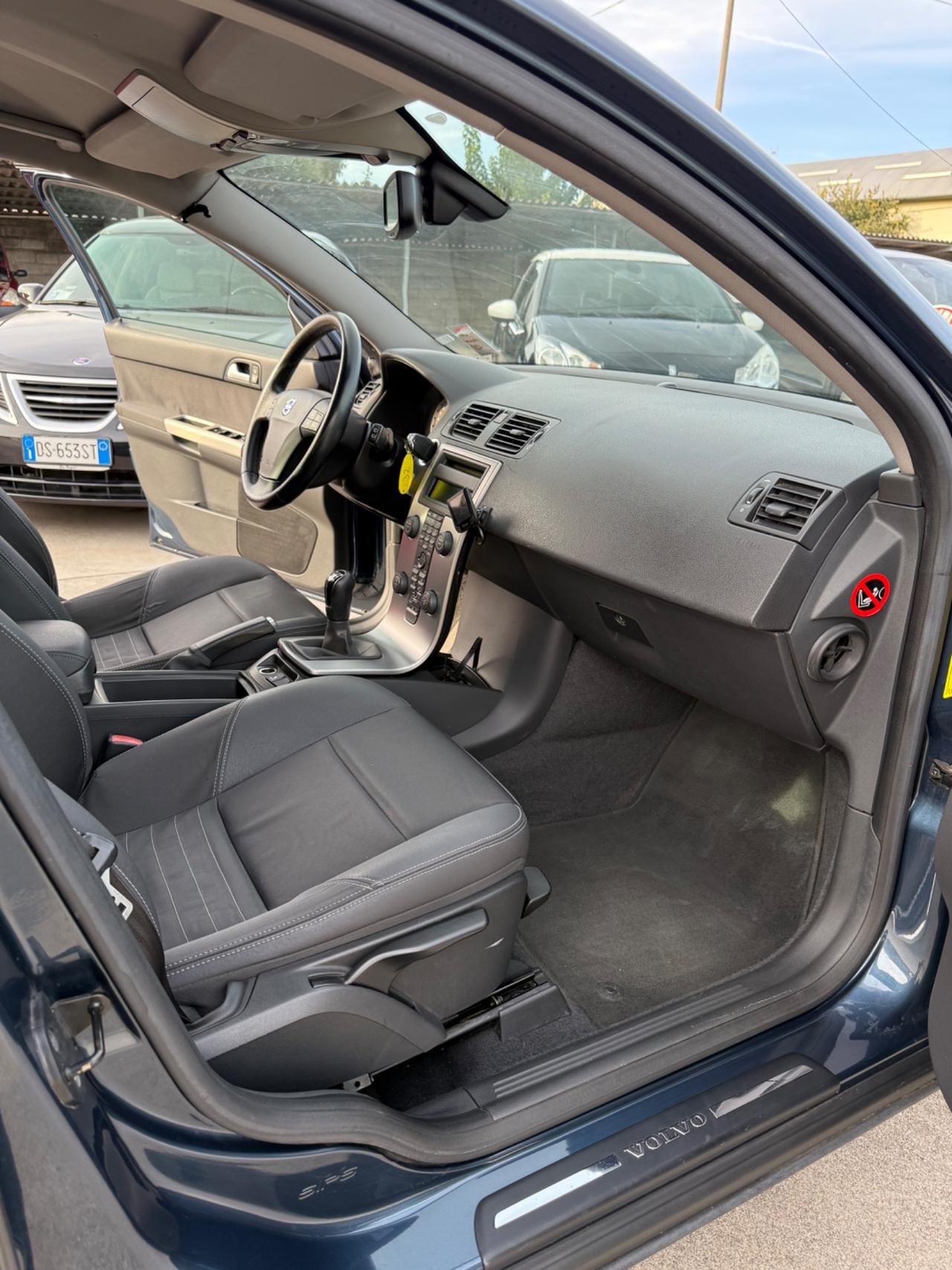 Volvo V50 2.0 D cat Summum 136 CV