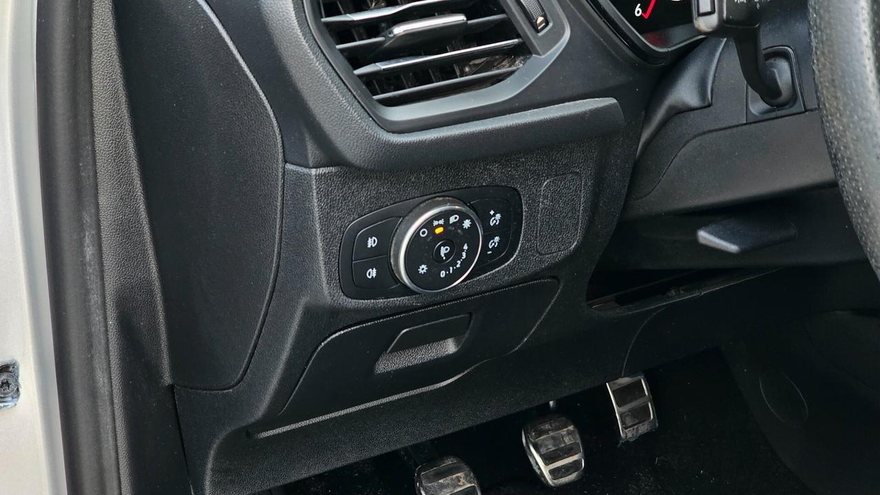 Ford Focus 1.5 diesel 120 CV 5p. ST-Line