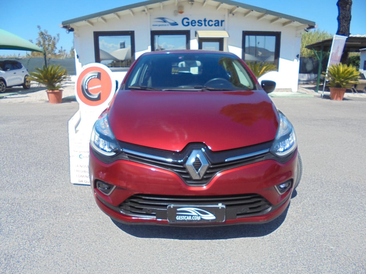 Renault Clio TCe 12V 75 CV 5 porte Moschino Life