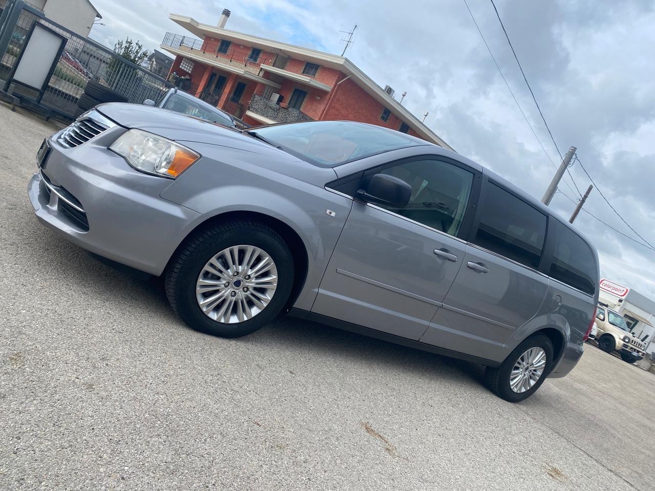 Lancia Voyager 2.8 Turbodiesel Silver 177 CV Auto