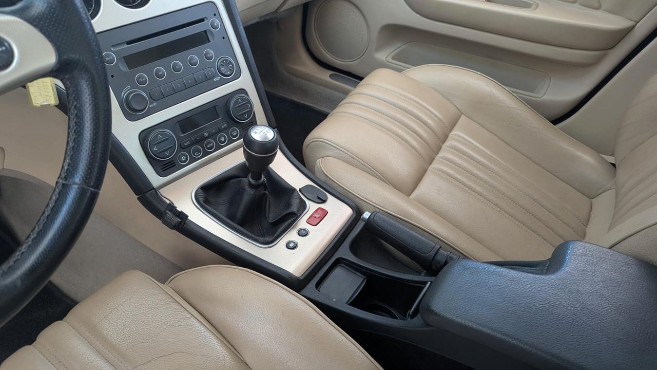 Alfa Romeo 159 1.9 JTDm Sportwagon Distinctive