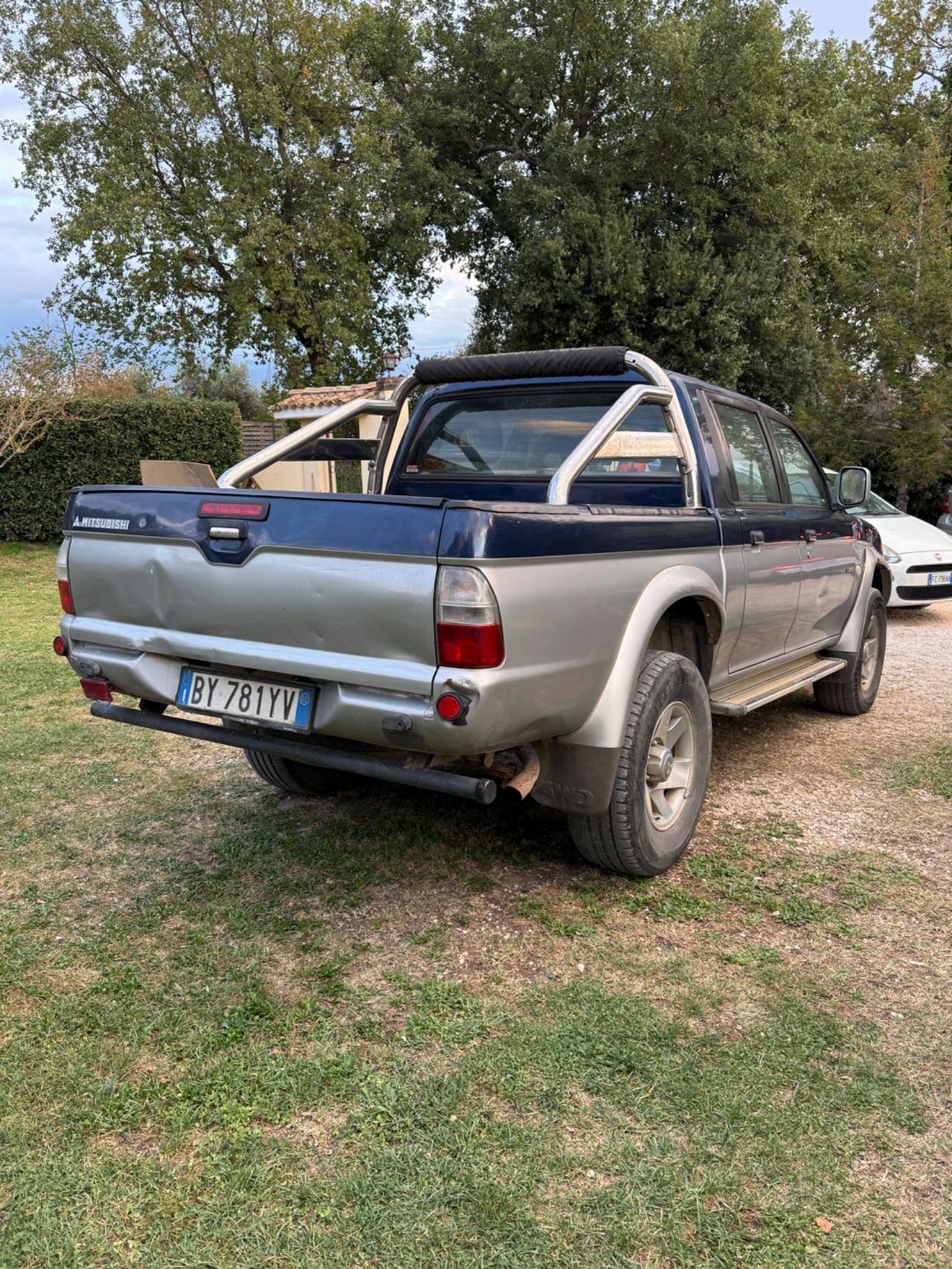 Mitsubishi L200 2.5 TDI 4WD Club Cab Pup. GLS Targ.