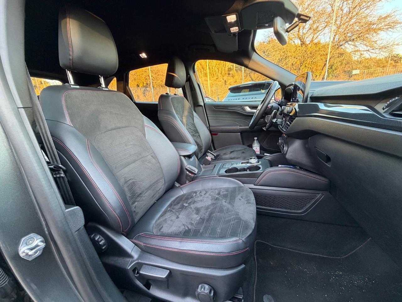 Ford Kuga 2.0 EcoBlue 120CV aut. AWD ST-Line X