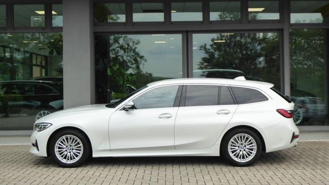 BMW 318 d Touring Luxury Automatico