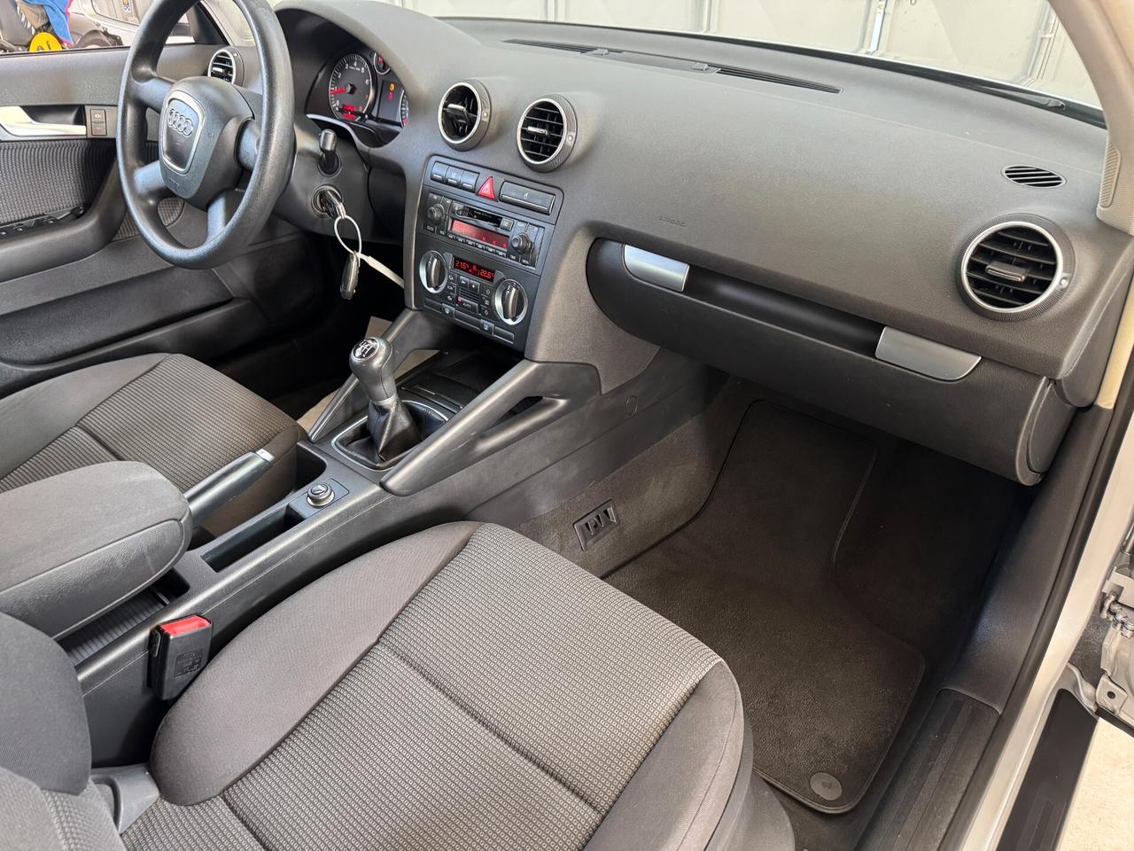 Audi A3 1.6 Attraction