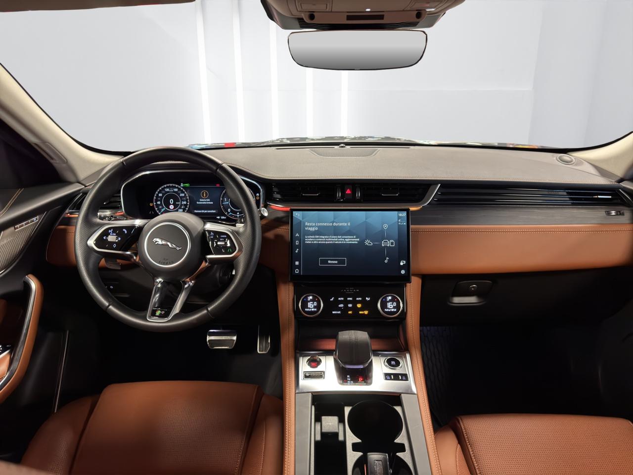 Jaguar F-Pace 2.0d i4 mhev R-Dynamic SE awd 204cv auto