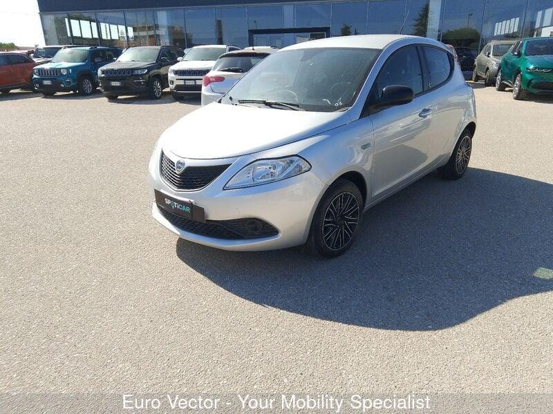 Lancia Ypsilon 1.2 69 CV 5 porte GPL Ecochic Gold
