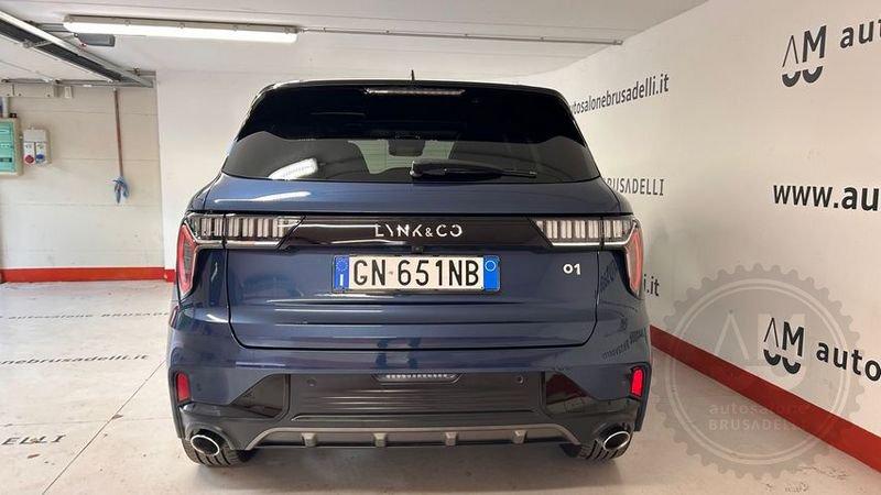 Lynk & Co 01 01 PHEV