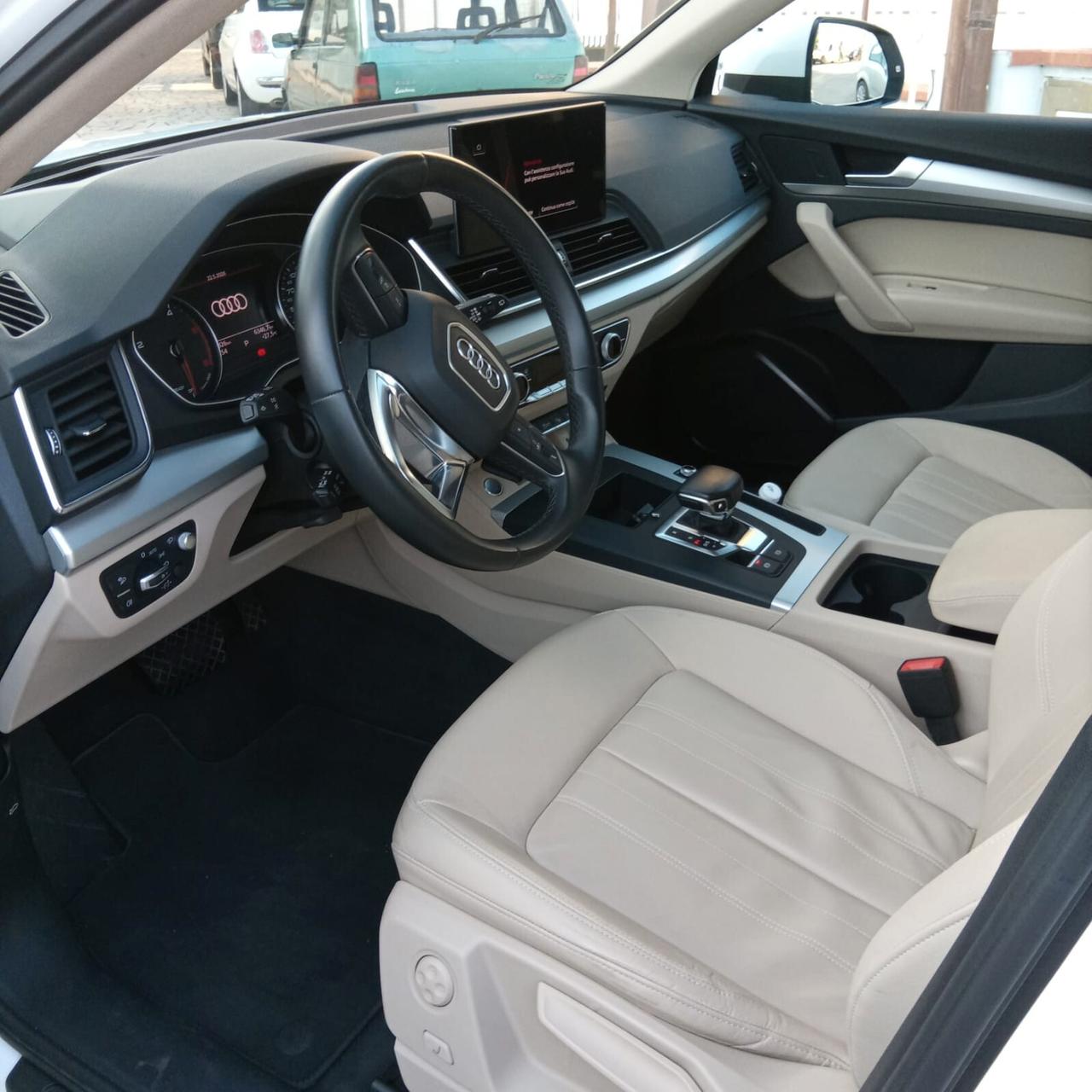 Audi Q5 35 TDI S tronic Business