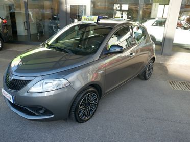 LANCIA YPSILON 1.0 FireFly S&S Hybrid Ecochic Gold KM 51.000