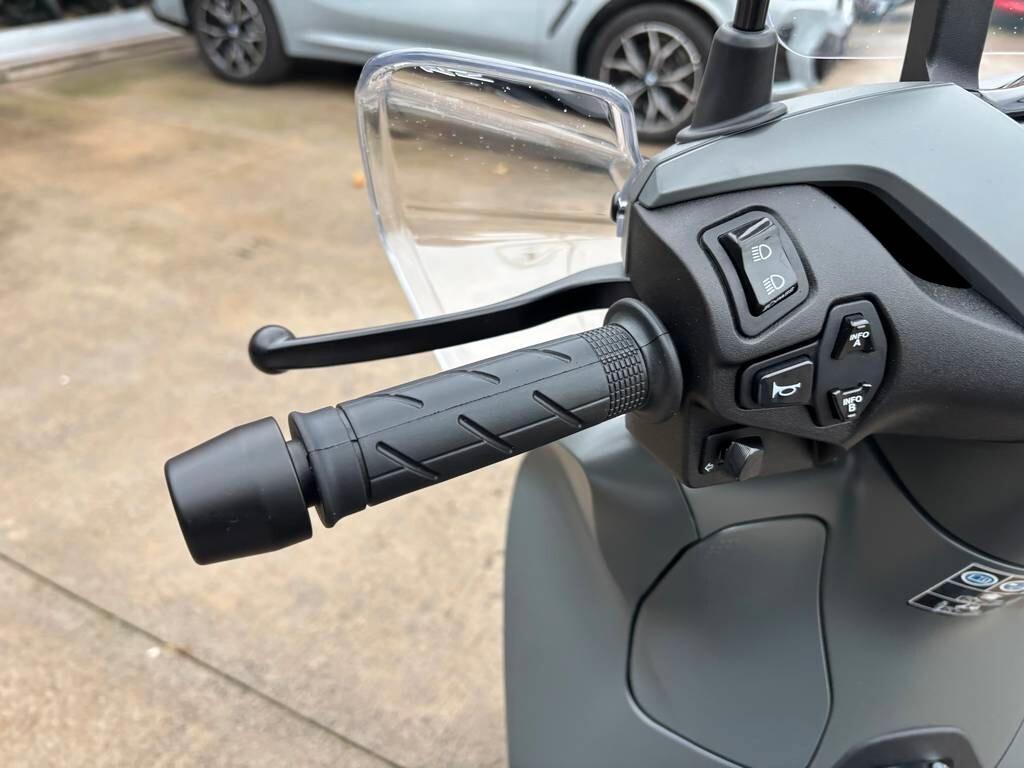 Honda SH 350 ABS grigio Nuovo pronto consegna