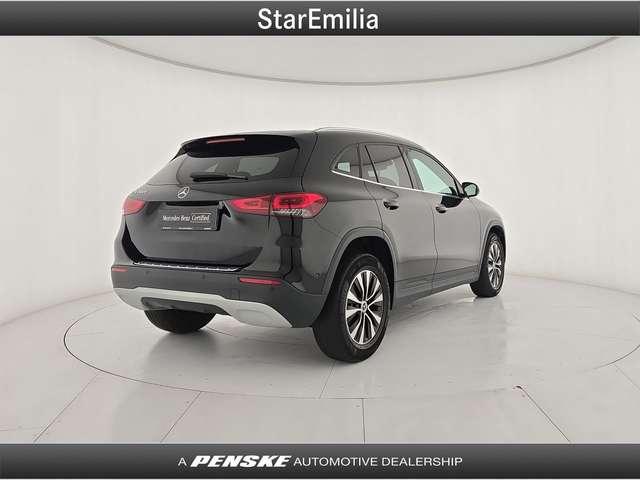 Mercedes-Benz GLA 200 GLA 200 d Automatic Sport