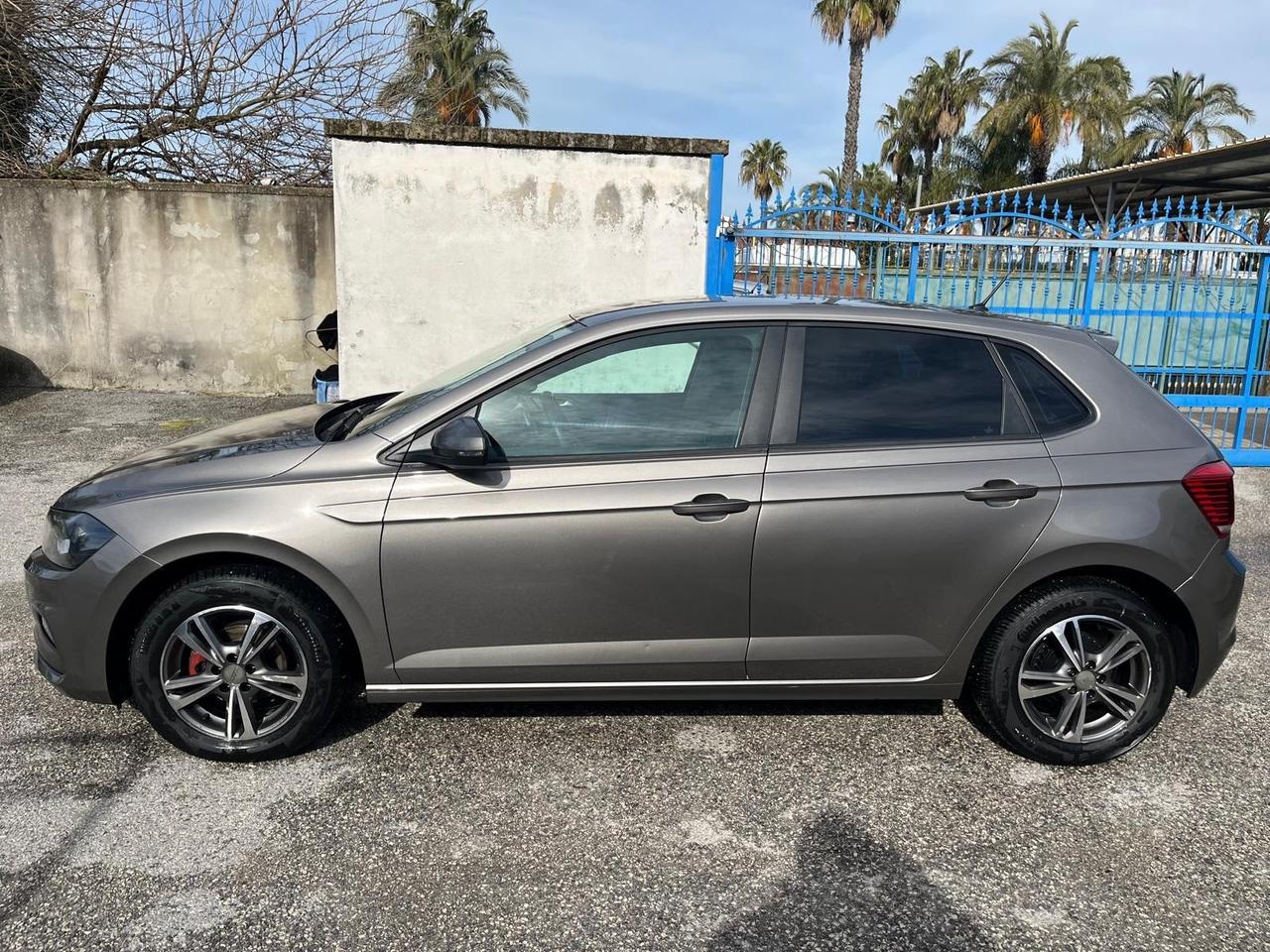 Volkswagen Polo 5P-1/0 benz-full-2018