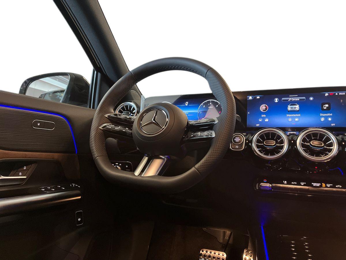 Mercedes-Benz GLA 200 d automatic