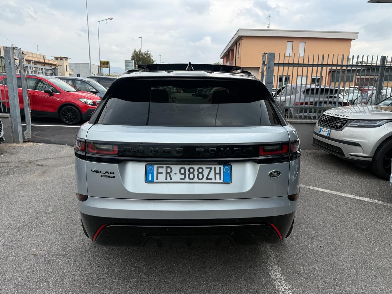 Land Rover Range Rover Velar 2.0d i4 R-Dynamic HSE 240cv TETTO PANORAMICO