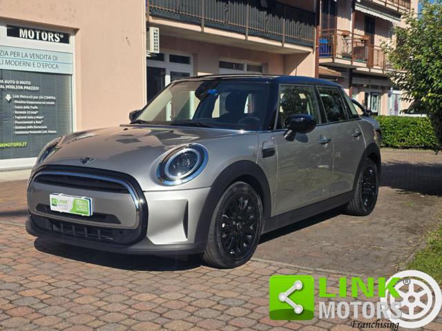 MINI Cooper 1.5 Cooper Essential 5 porte