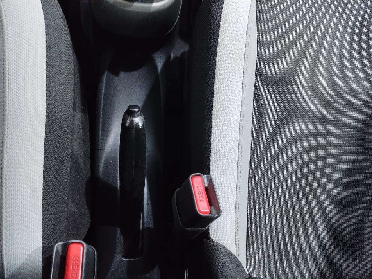 Toyota Aygo 1.0 VVT-i 69 CV 5 porte x-play