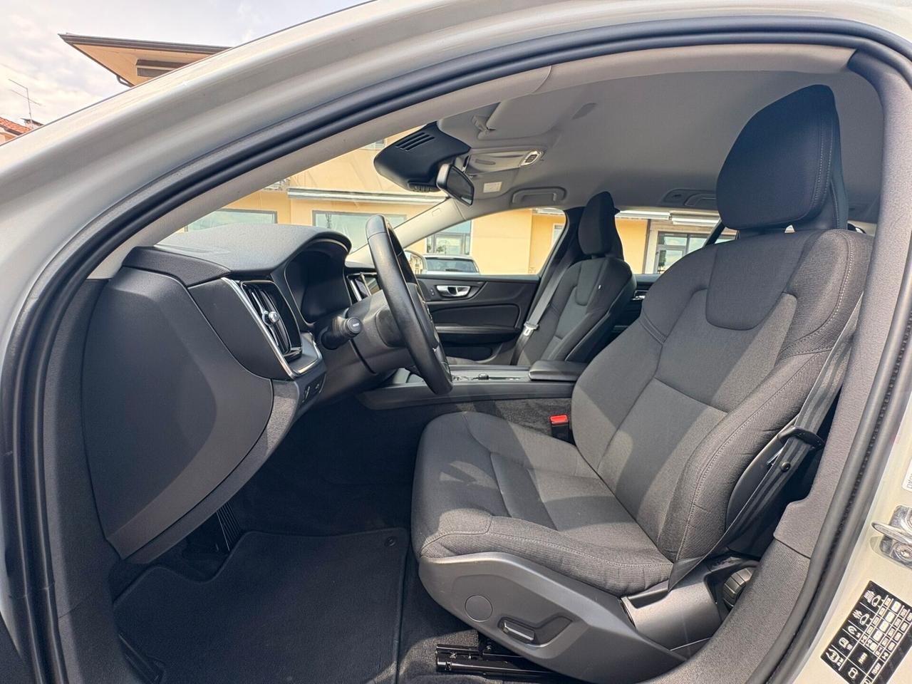 VOLVO V60 2.0 D3 CAMBIO AUTOMATICO