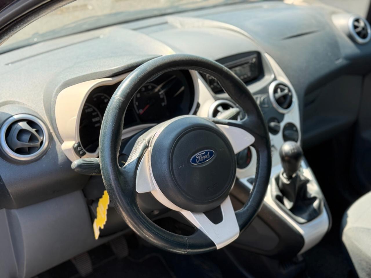 Ford Ka 1.3 TDCi 75CV Titanium