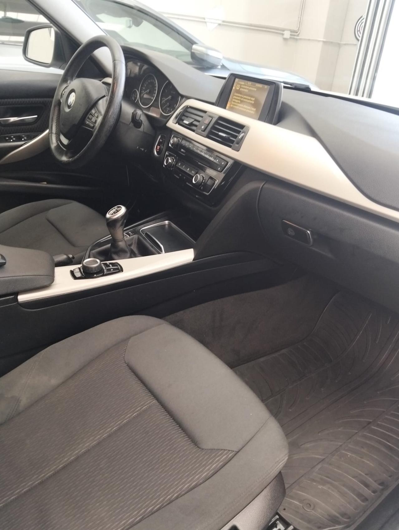 Bmw 318 318d Touring Luxury