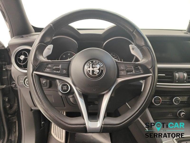 Alfa Romeo Stelvio 2017 2.2 t Executive Q4 210cv auto