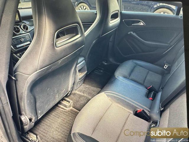MERCEDES-BENZ CLA 180 d Automatic (Garanzia 12 Mesi)