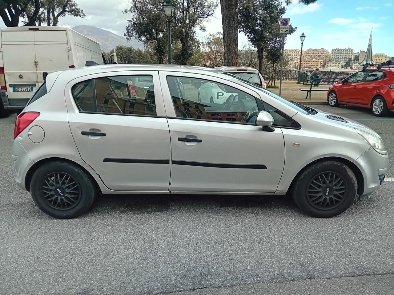 Opel Corsa 1.0 12V 5 porte Club