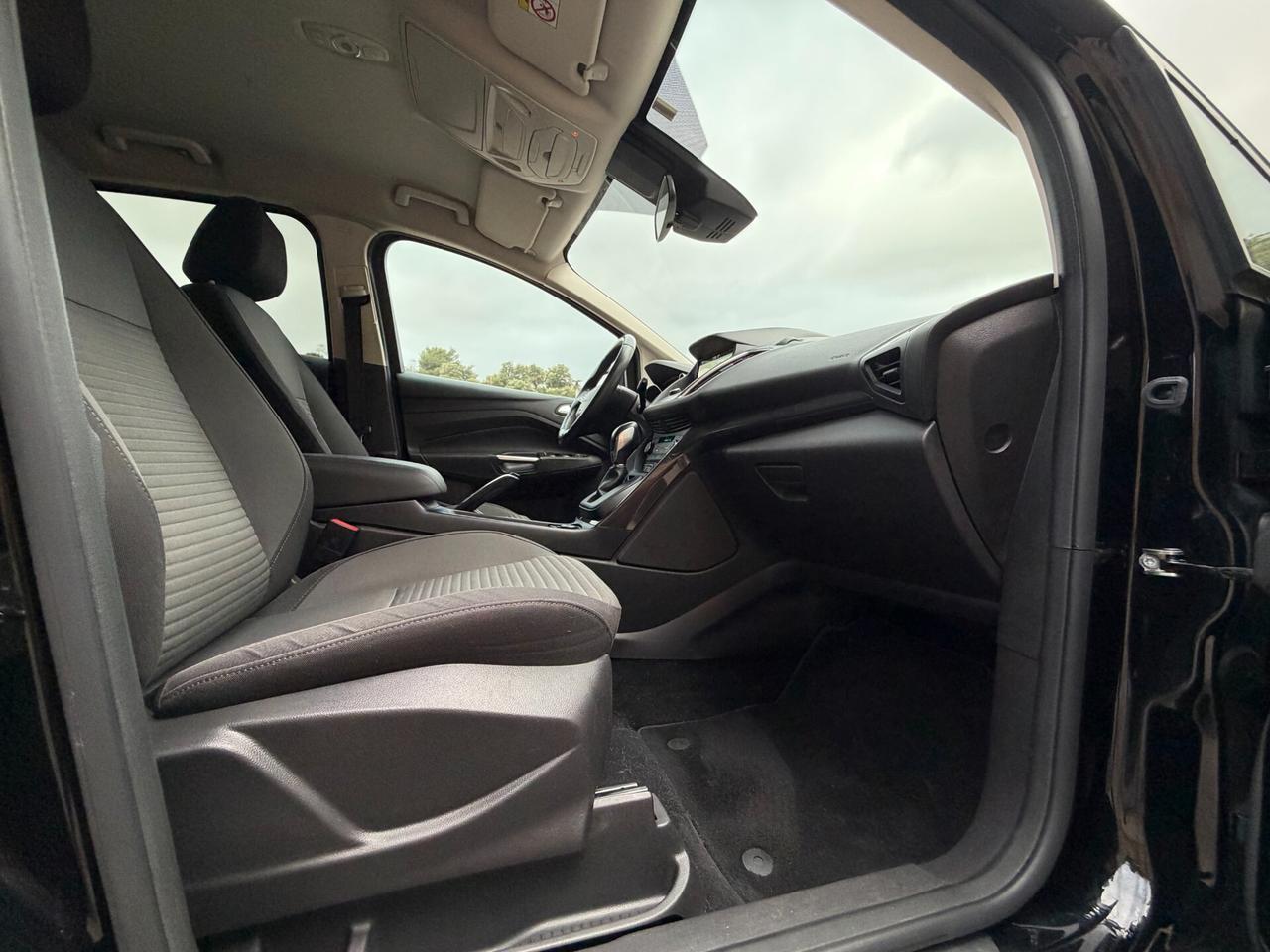 Ford C-Max TITANIUM/1.5 120CV/SOLO 93000 KM