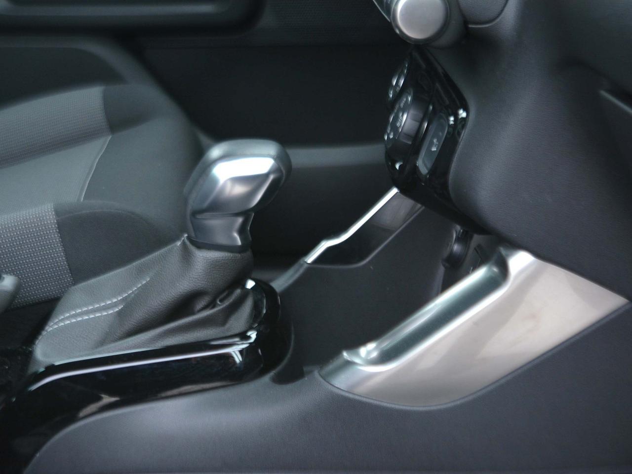 Citroen C3 Aircross 1.2 puretech shine eat6 s&s