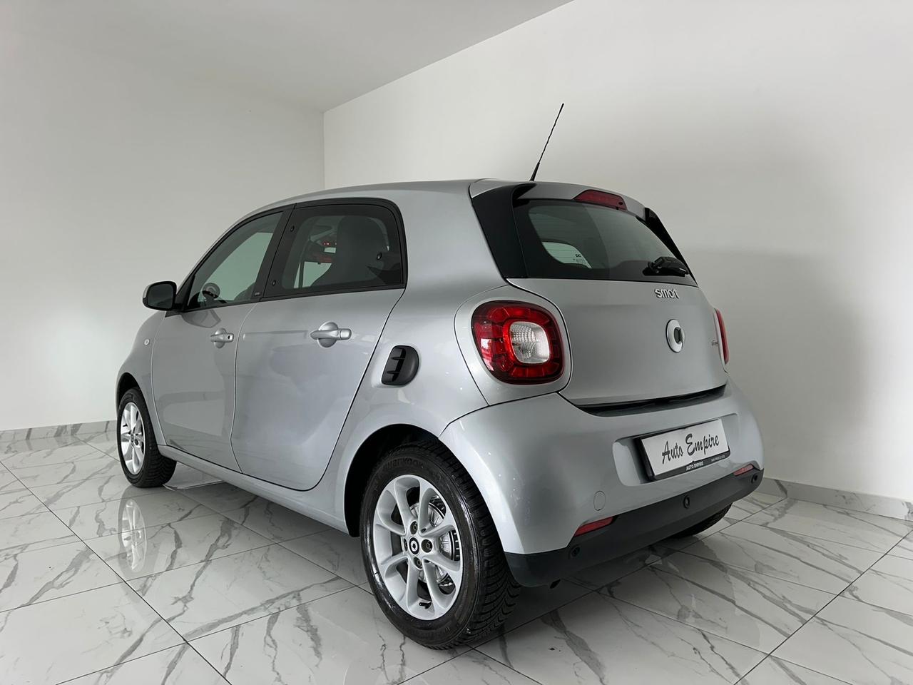 SMART FORFOUR PRIME AUTOMATICA NAVI/LED/PELLE