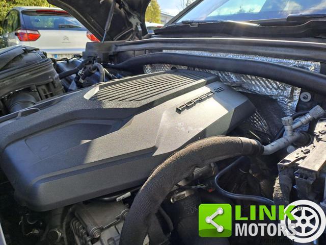 PORSCHE Macan 2.0 PDK