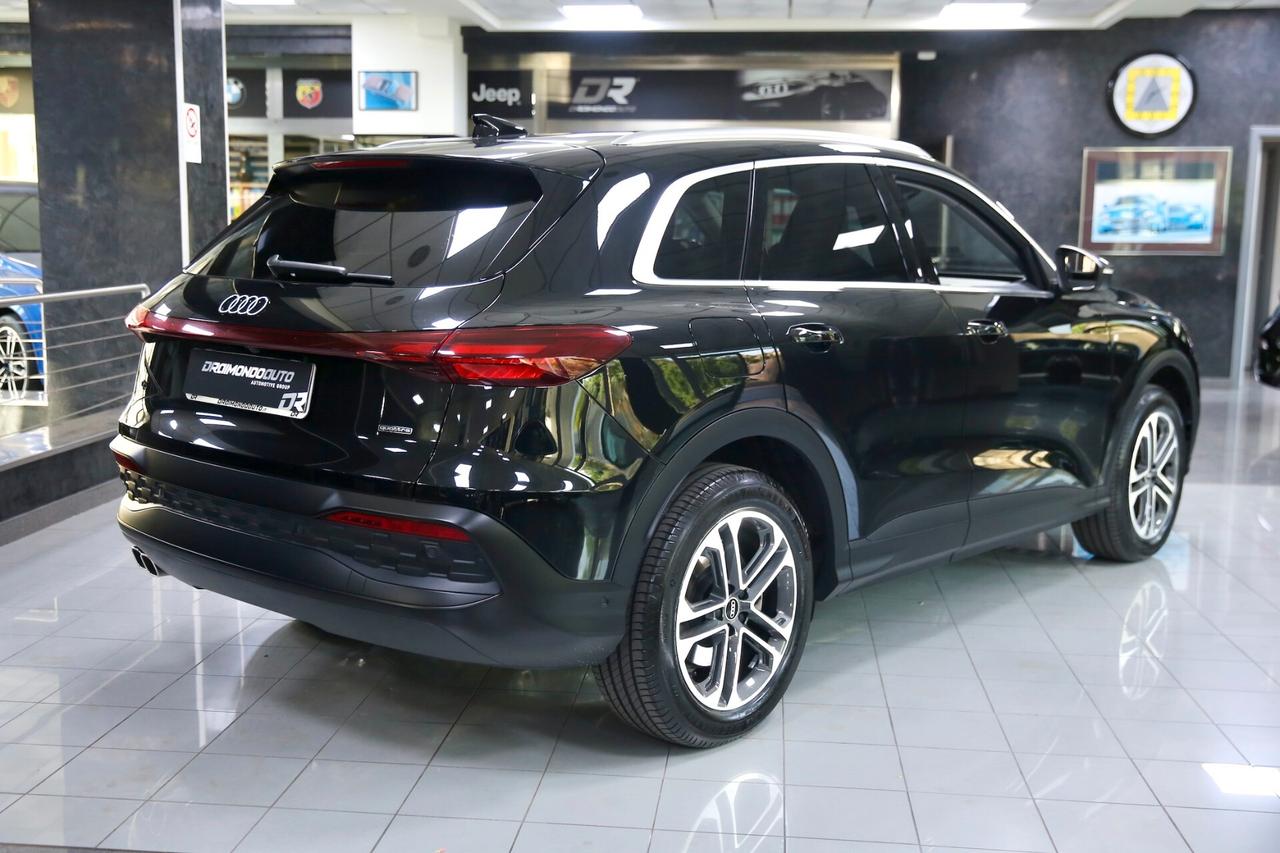 Audi Q5 Business TDI quattro 204 cv mhev+ S tronic