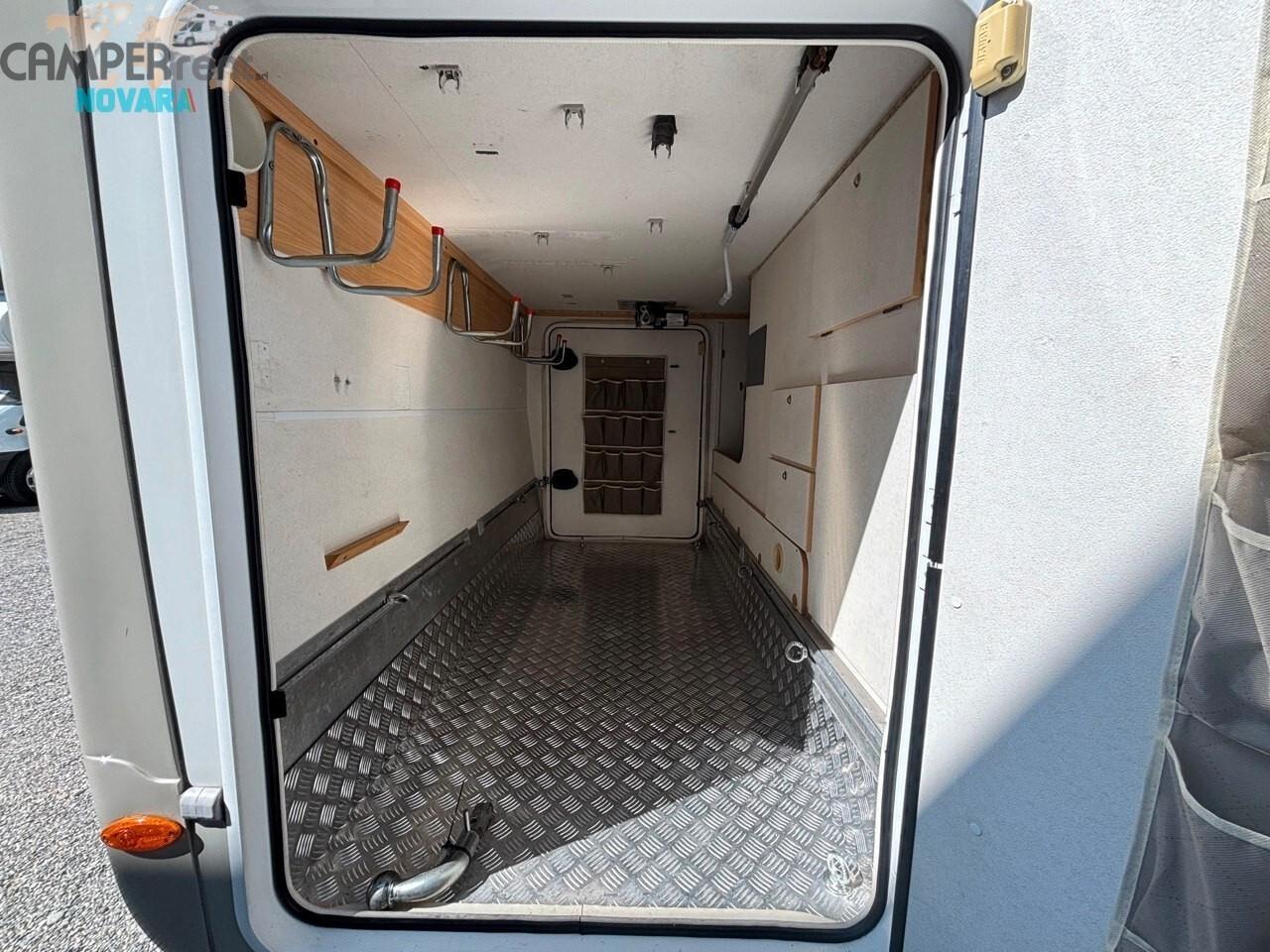 Arca H 720 GLM - PATENTE C CAMBIO AUTOMATICO