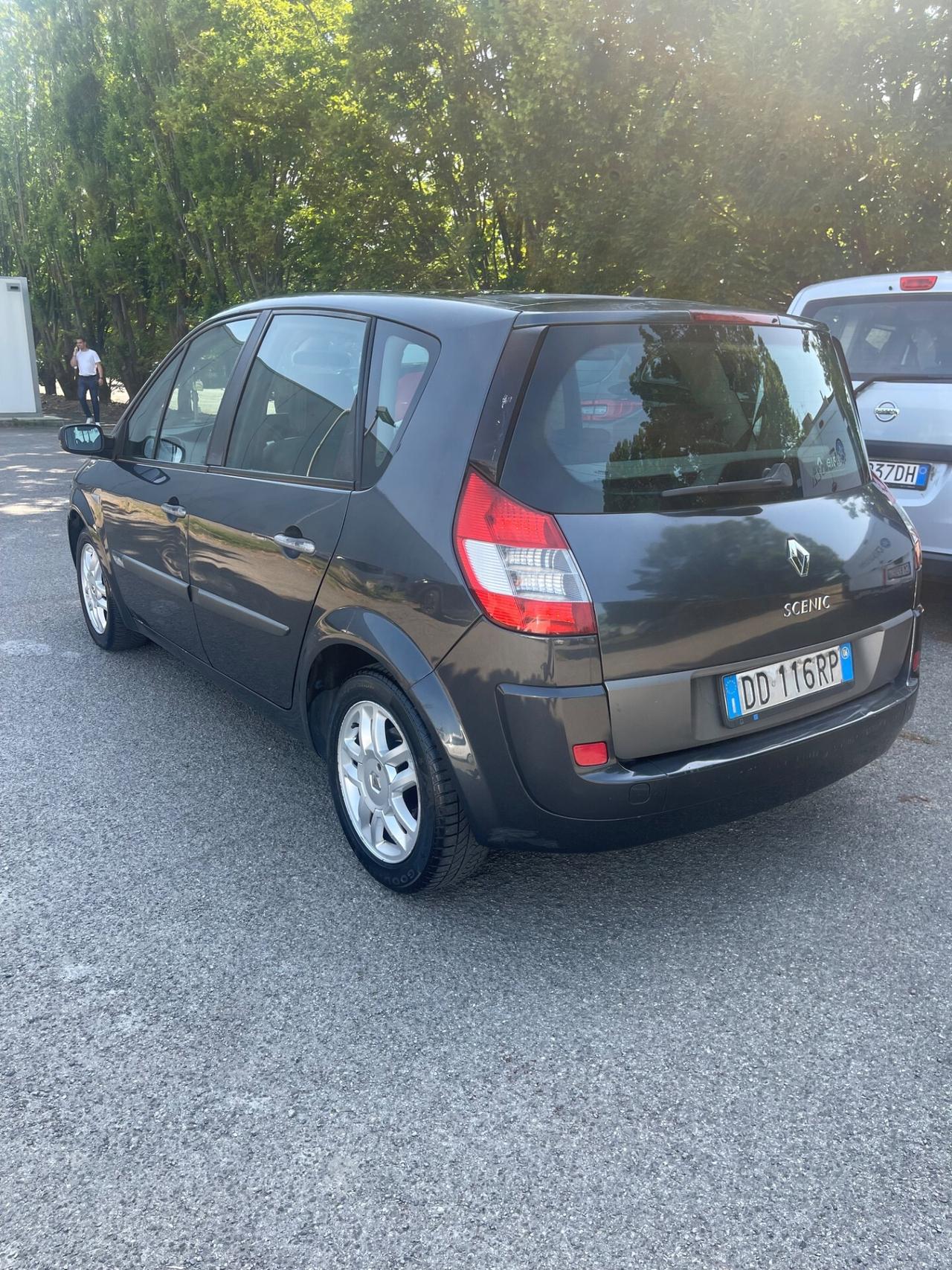 Renault Scenic Scénic 1.5 dCi/105CV Conquest