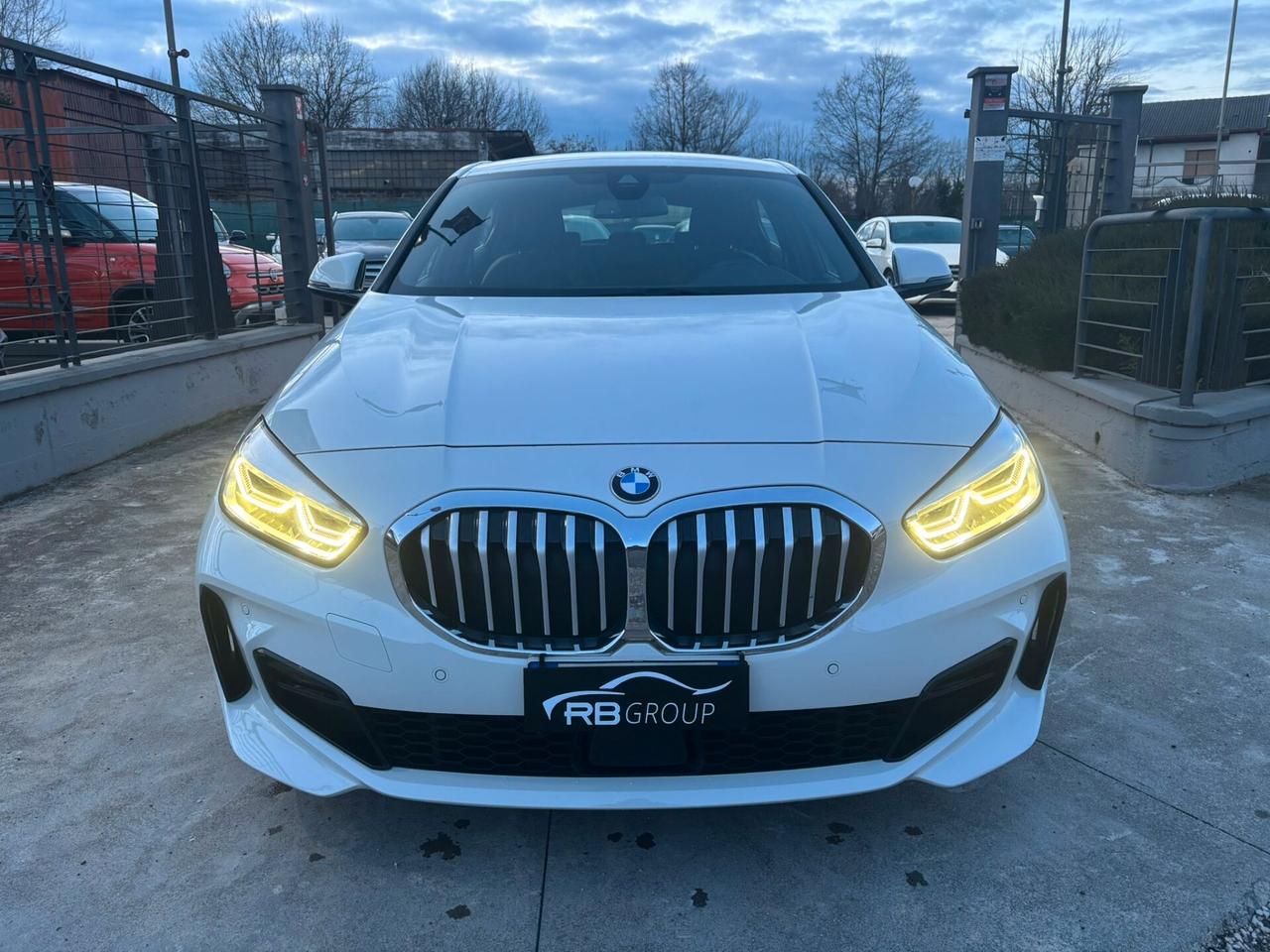 Bmw 118 118d 5p. Msport