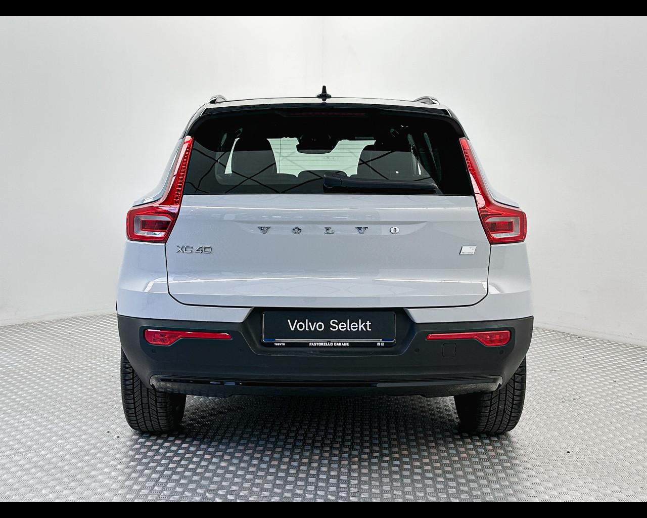 VOLVO XC40 (2017-->) - XC40 T5 Recharge Plug-in Hybrid automatico Plus Dark