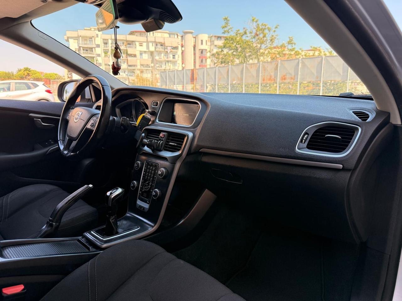 2017 Volvo V40 2.0d 120cv Super Full Perfetta