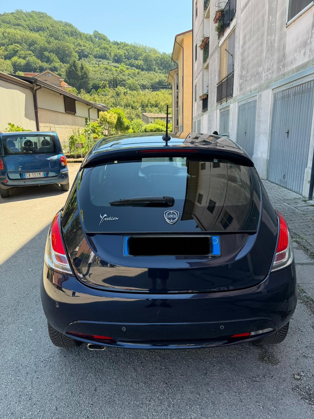 Lancia Ypsilon 1.2 69 CV 5 porte GPL Ecochic Elefantino Blu