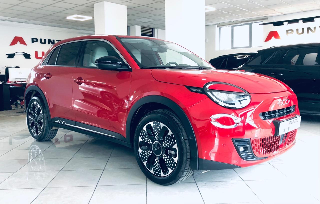 Fiat 600 Hybrid 100 CV DCT MHEV La Prima