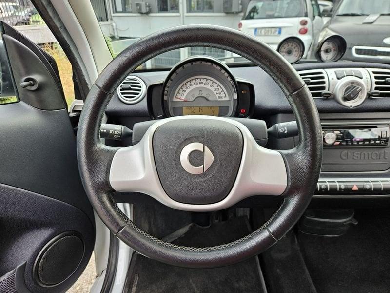 smart fortwo Fortwo 1.0 mhd 71cv