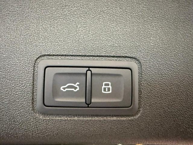 AUDI Q3 TDI S tronic S Line edition KM0 - NAVI - TECH PLUS