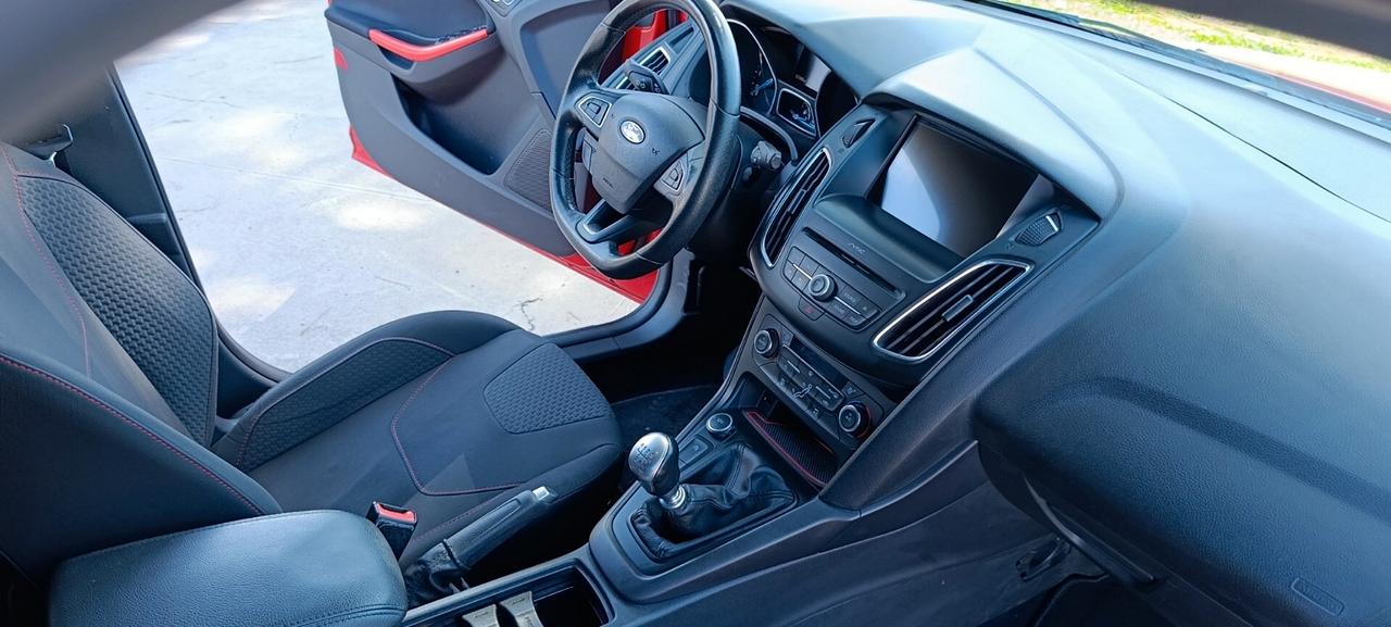 Ford Focus 1.5 TDCi ST Line